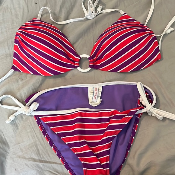 Eco peace bikinis set - Picture 1 of 3